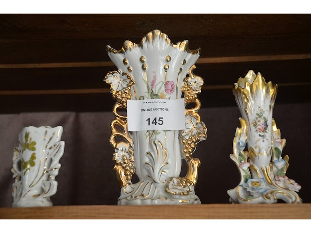 15 porseleinen sierstukken - afbeelding 9 van  12