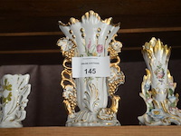 15 porseleinen sierstukken - afbeelding 9 van  12