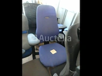 15 stoelen op wielen (niet bij elkaar passend) - afbeelding 4 van  6