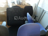 15 stoelen op wielen (niet bij elkaar passend) - afbeelding 6 van  6