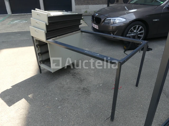 15 tafelframes met ladeblok (zonder legplank) - afbeelding 4 van  6