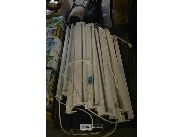 ±15 tl lampen - afbeelding 1 van  4