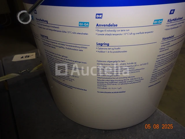 15 treden in blauwe steen van verschillende afmetingen, 2 emmers fill finish kauf - afbeelding 3 van  5