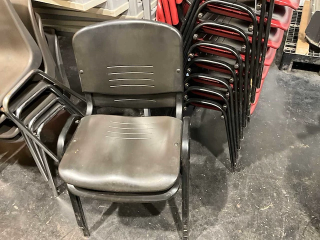 15 x bureautafel met stoelen - afbeelding 5 van  7