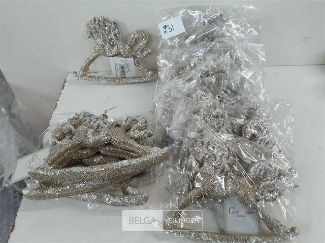 15 x hangdeco schommelpaard goud glitter 15x11 cm - afbeelding 1 van  3