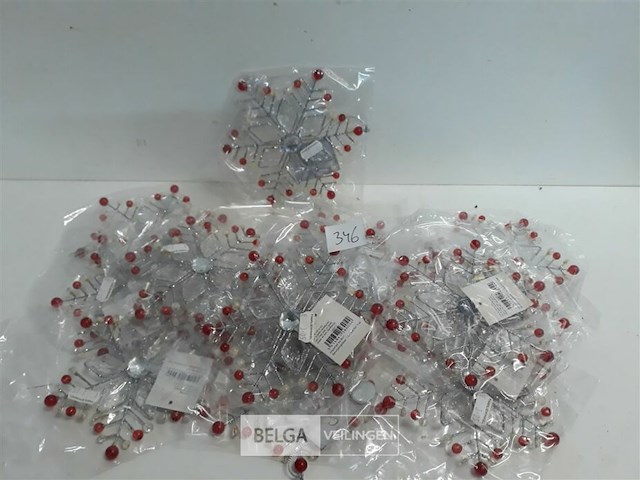 15 x hangdeco sneeuwvlok met rode bollen 15 cm - afbeelding 2 van  3