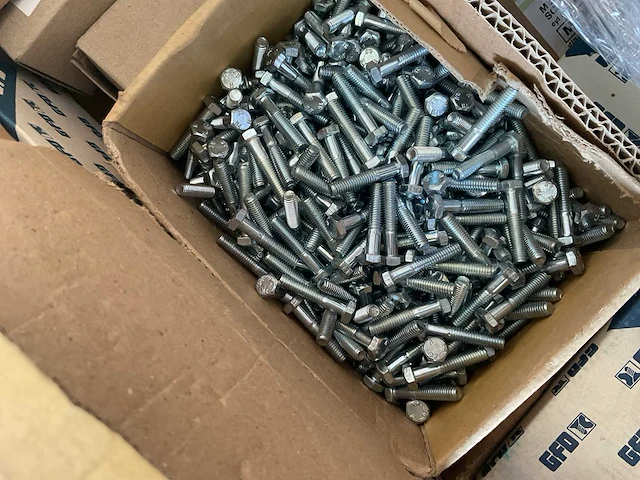 150 dozen deels inox bouten en moeren - afbeelding 7 van  15