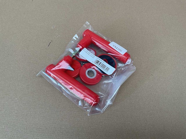 150 rode deurklinken - afbeelding 1 van  5