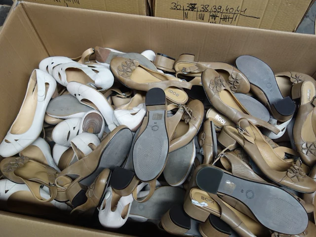 151x schoenen - afbeelding 1 van  4