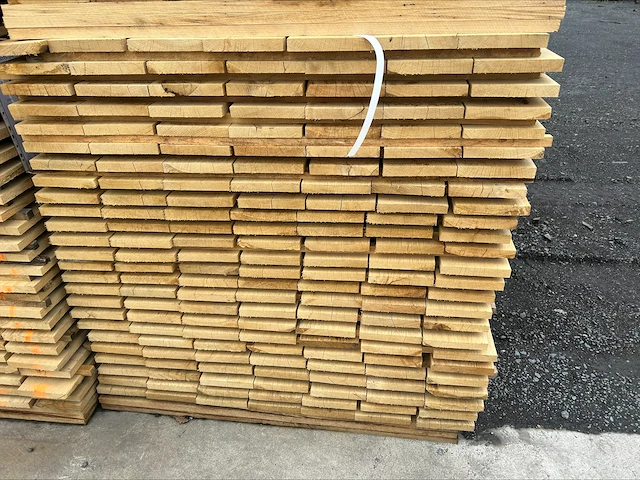 1,57 m³ eiken planken - afbeelding 1 van  3