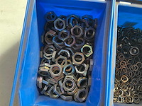 15,70 kg diverse bevestigingsmaterialen in stapelbare bak - afbeelding 10 van  13