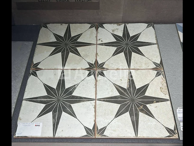 15m² 45x45 cementtegels, vloer en muur - afbeelding 1 van  1