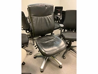 15x diverse bureaustoelen - afbeelding 12 van  19