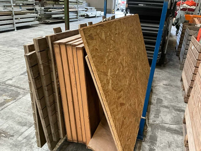 15x diverse houten vloerpanelen - afbeelding 3 van  6