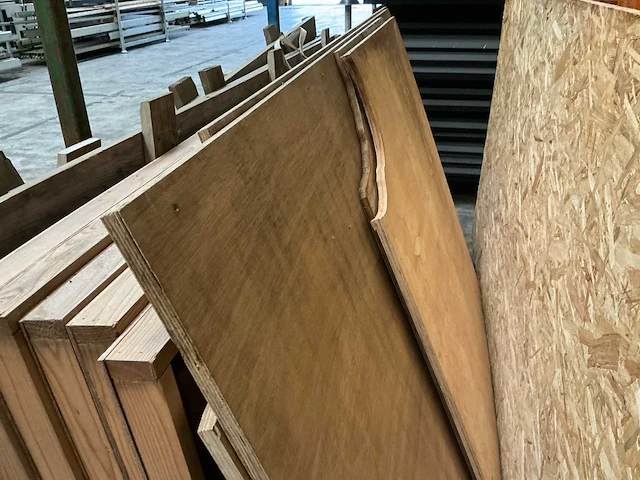 15x diverse houten vloerpanelen - afbeelding 4 van  6