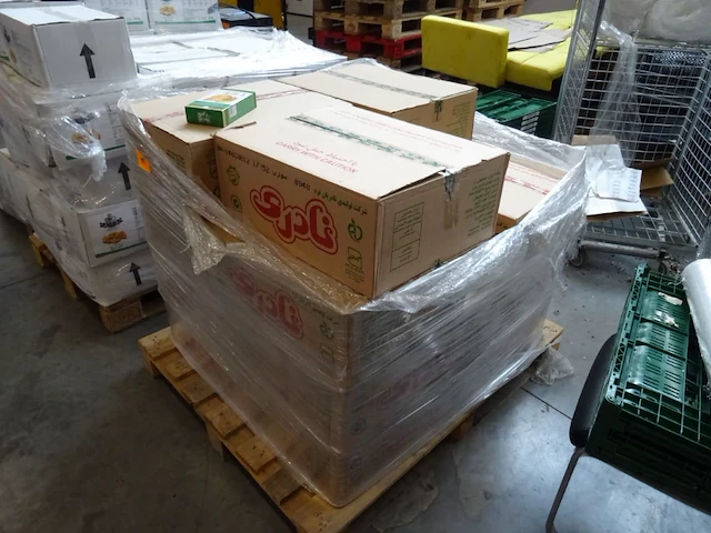 15x doos bananenkoekjes naderi - afbeelding 2 van  8