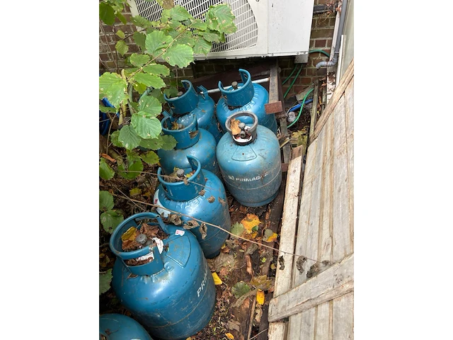 15x lege gasfles - afbeelding 3 van  5