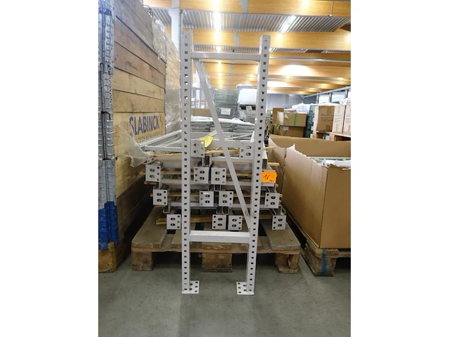 15x metalen bescherming palletstelling - afbeelding 1 van  4