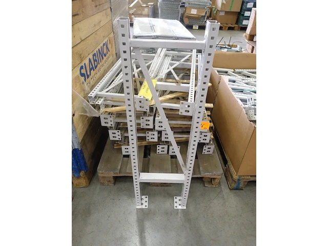 15x metalen bescherming palletstelling - afbeelding 2 van  4