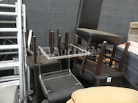 16 bruine kunstleren stoelen - afbeelding 3 van  6