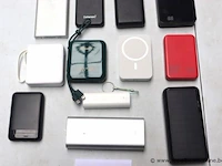 16 diverse powerbanks - afbeelding 3 van  3