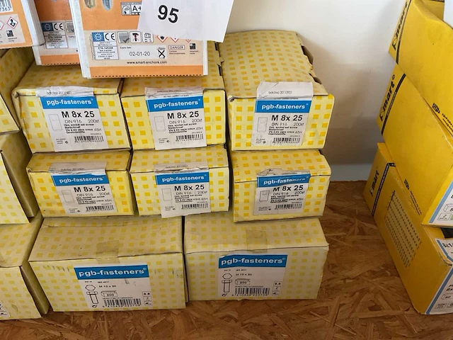 16 dozen houtbouten; stelschroef - afbeelding 3 van  6