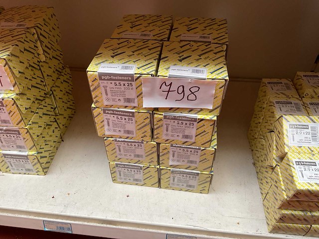 16 dozen plaatschroeven - afbeelding 1 van  3