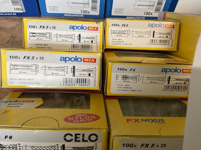 16 dozen pluggen - afbeelding 9 van  9