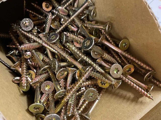 16 dozen spaanderplaatschroeven - afbeelding 7 van  7