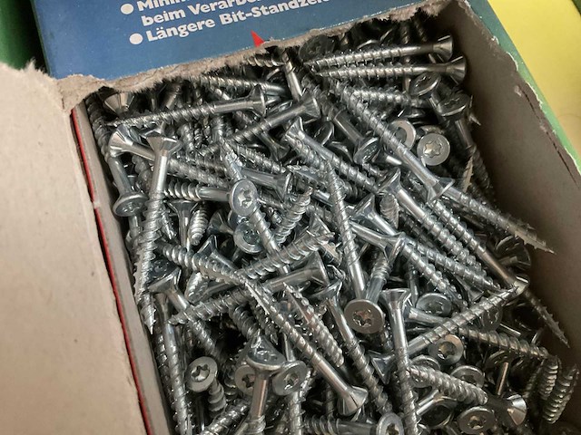 16 dozen spaanplaatschroeven - afbeelding 4 van  6