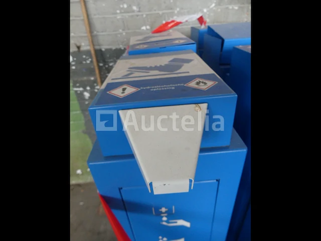 16 hydraulische geldispensers - afbeelding 2 van  5
