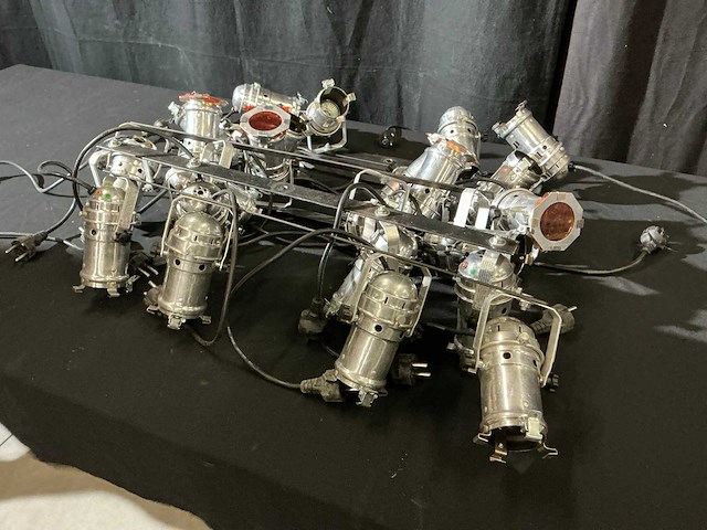 16 l 4x par-spot op beugel (6x) - afbeelding 1 van  7