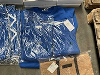 16 paar diverse schoenen, diverse kousen, petten en draagtassen - afbeelding 11 van  16