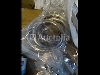 16 sets sanitair / verwarming artikelen (zie foto's) - afbeelding 4 van  18