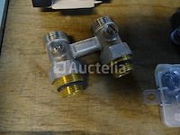 16 sets sanitair / verwarming artikelen (zie foto's) - afbeelding 14 van  18