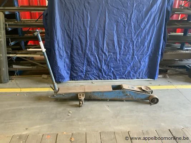 16 ton krik, werking niet gekend - afbeelding 1 van  2