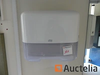16 tork zeep/papier dispensers - afbeelding 11 van  11