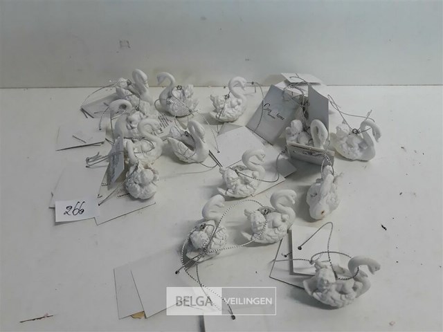 16 x hangdeco zwaan met engel op de rug 5 cm - afbeelding 2 van  3