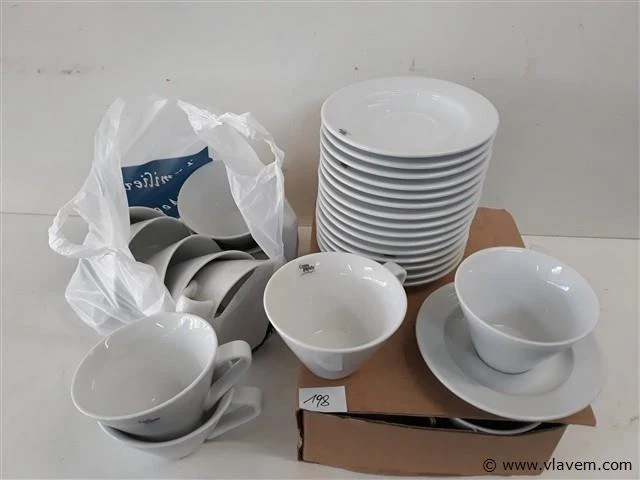 16 x koffietas + onderbord - afbeelding 1 van  2