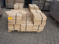 16,56 m² massief eiken visgraatparket 21mm - afbeelding 1 van  5