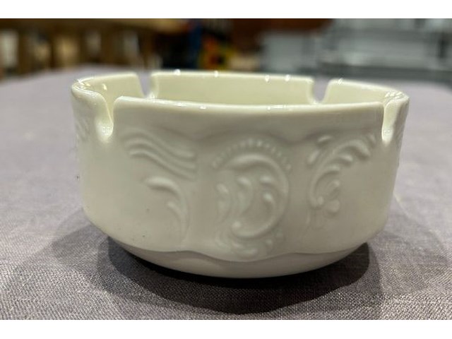 17 asbakken - afbeelding 3 van  5