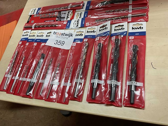 17 ijzerboren - afbeelding 7 van  7