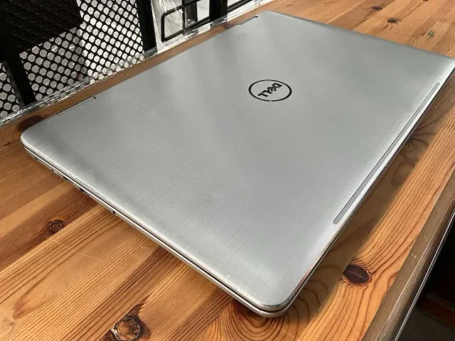 17” laptop dell inspiron p30e - afbeelding 8 van  10