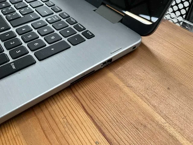 17” laptop dell inspiron p30e - afbeelding 5 van  10