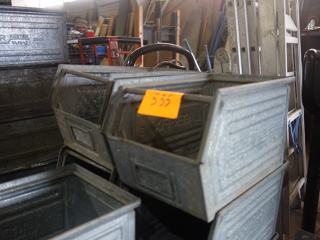 17 metalen bakken - afbeelding 3 van  3