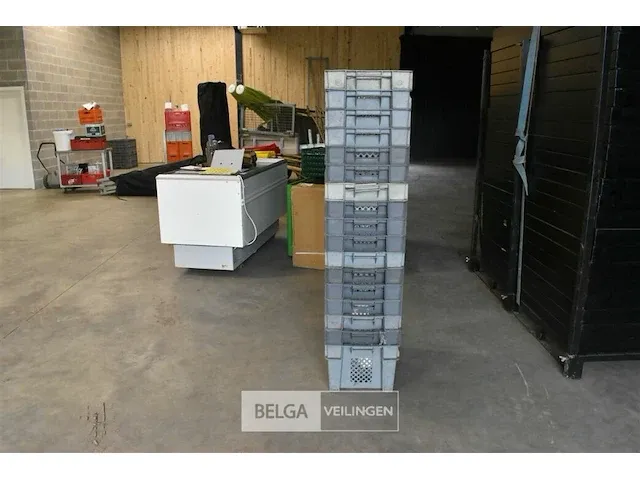 17 plastiek grijze bakken60x40x30 - afbeelding 1 van  3