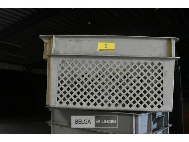 17 plastiek grijze bakken60x40x30 - afbeelding 2 van  3