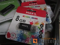 17 x 8 gb usb-flashstation - afbeelding 2 van  4