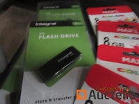 17 x 8 gb usb-flashstation - afbeelding 4 van  4