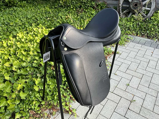 17” zadel prestige top dressage sp - afbeelding 2 van  8